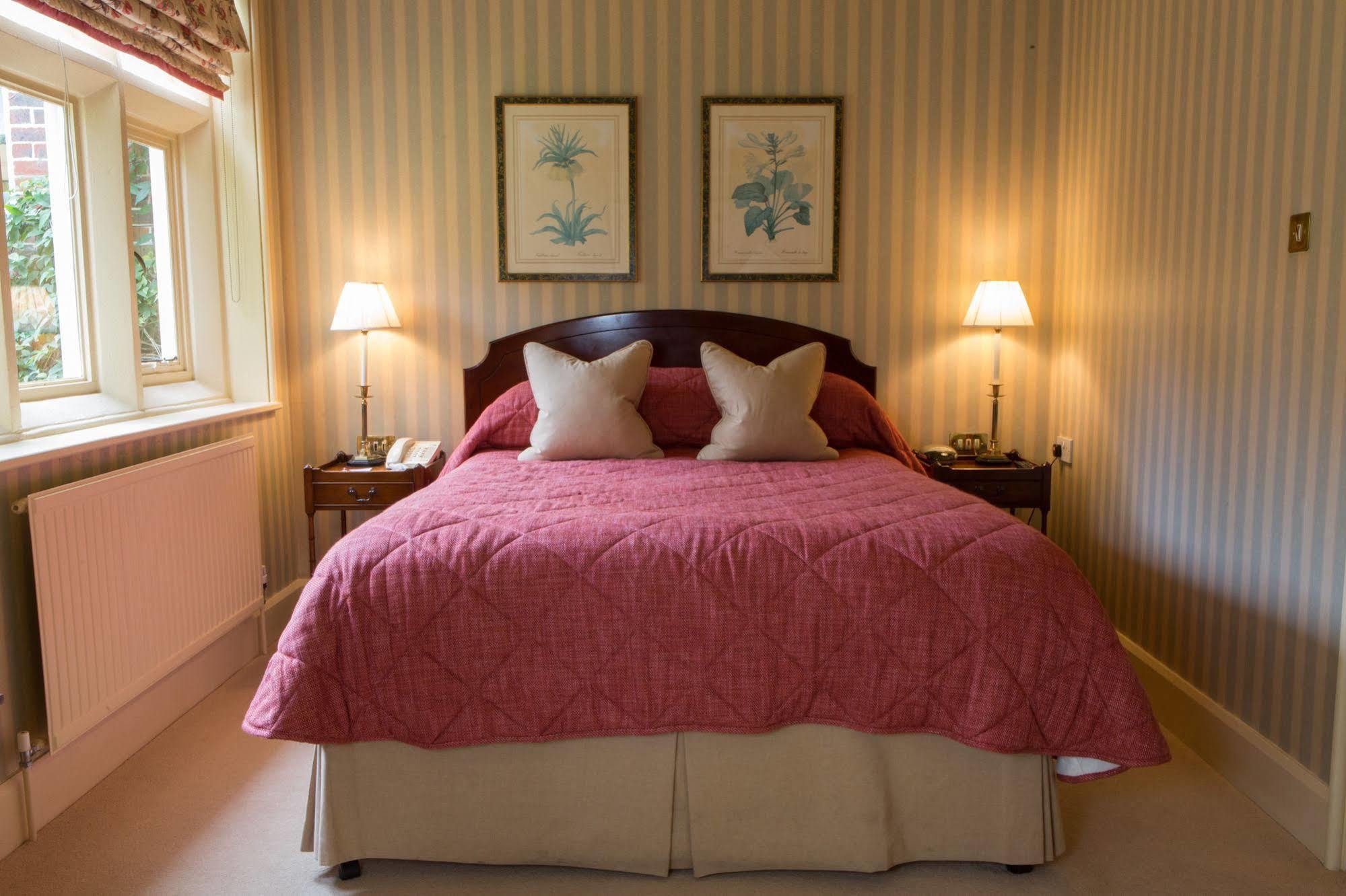Horsted Place Hotel Uckfield Esterno foto
